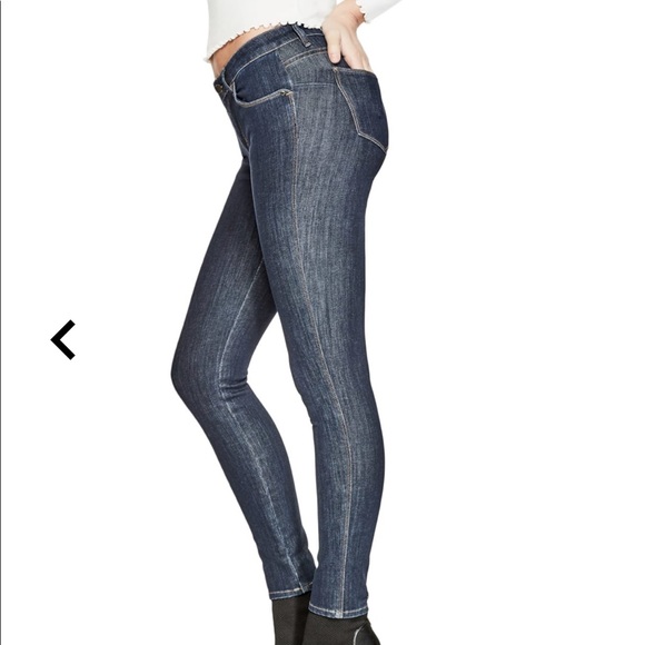 GUESS Mid Rise Skinny Jeans - Picture 3 of 6